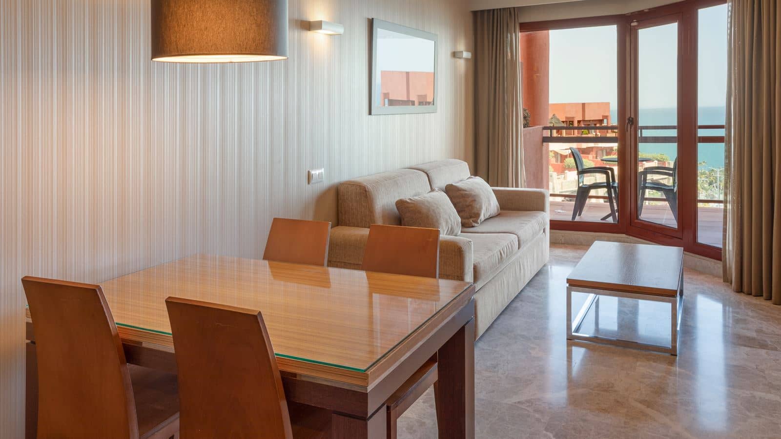 rooms-sjw--junior-suite-front-sea-view