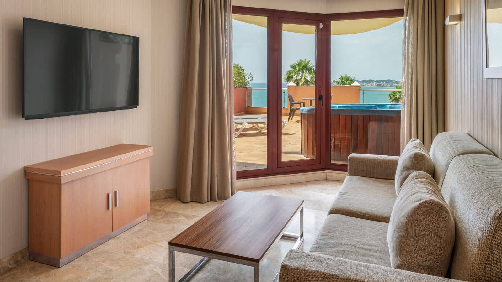 rooms-stv--suite-sea-view