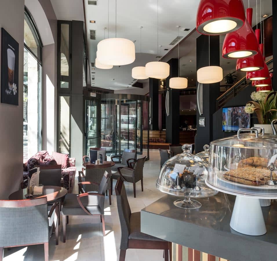 restaurants-restaurants