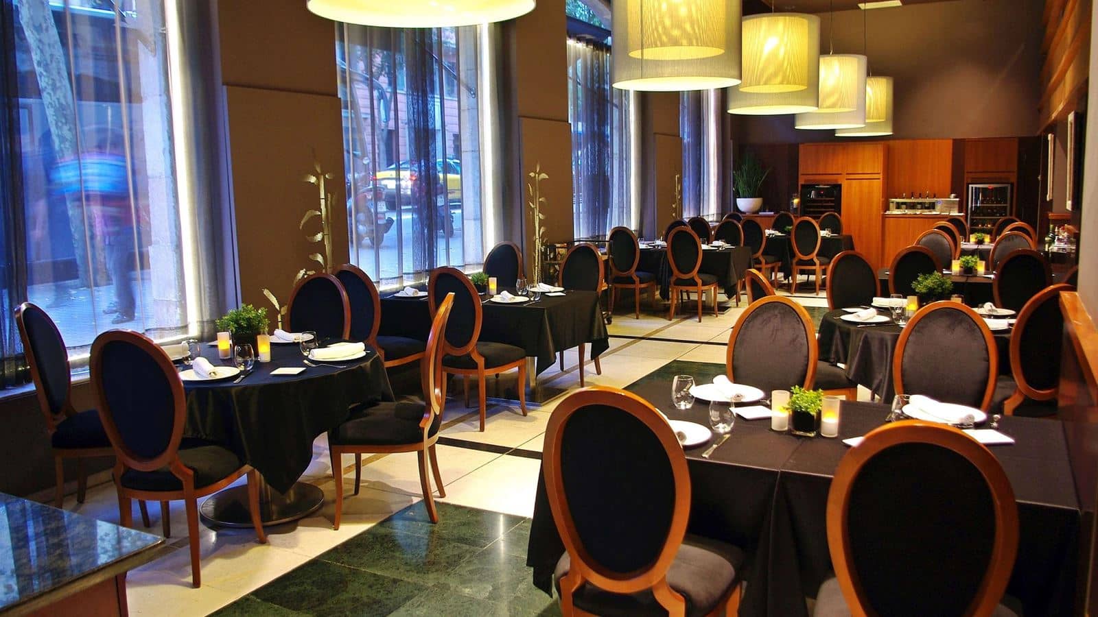 restaurants-restaurants