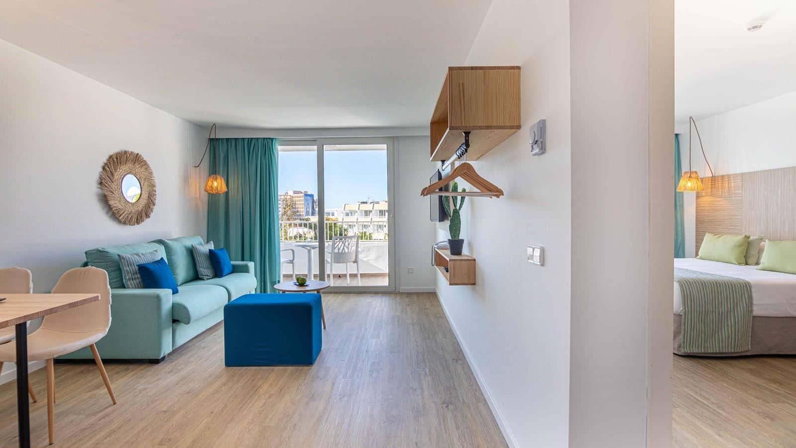 rooms-apartment-balcony-or-terrace