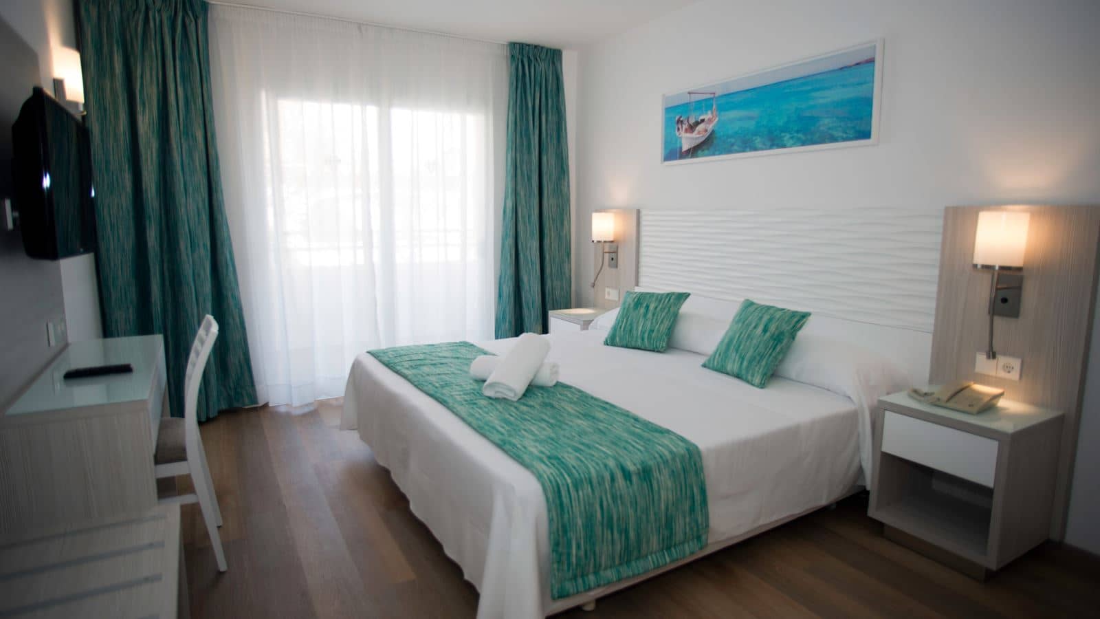 rooms-doble-promoeconomy-room-balcony-or-terrace