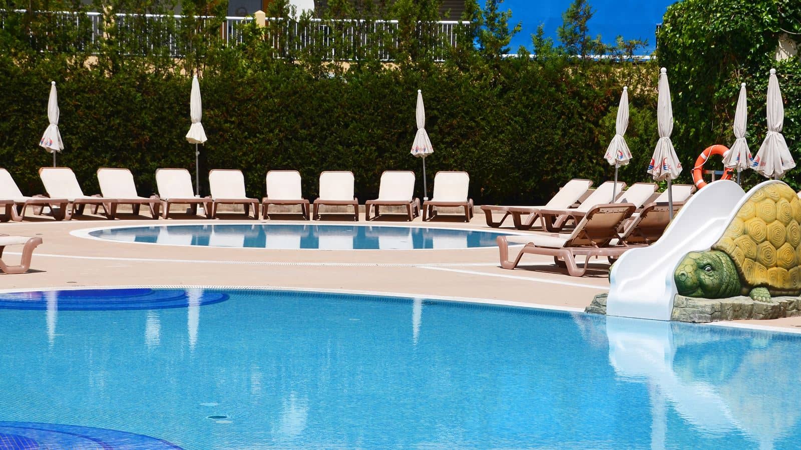 pools-outdoor-pool