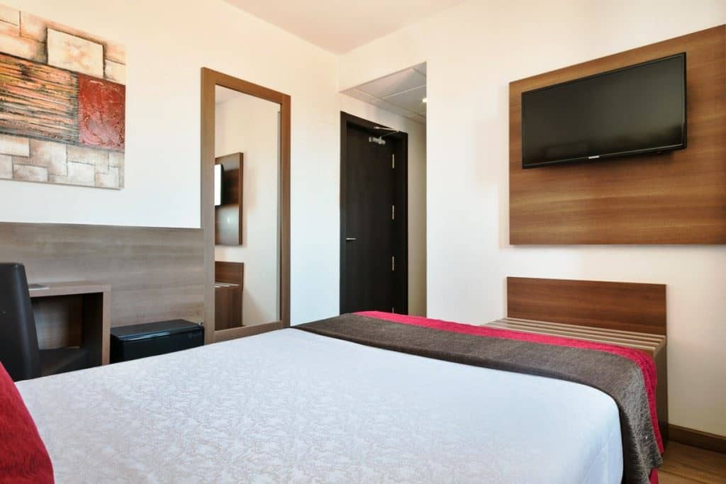 rooms-single-room