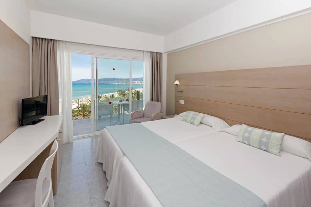 rooms-twin-room
