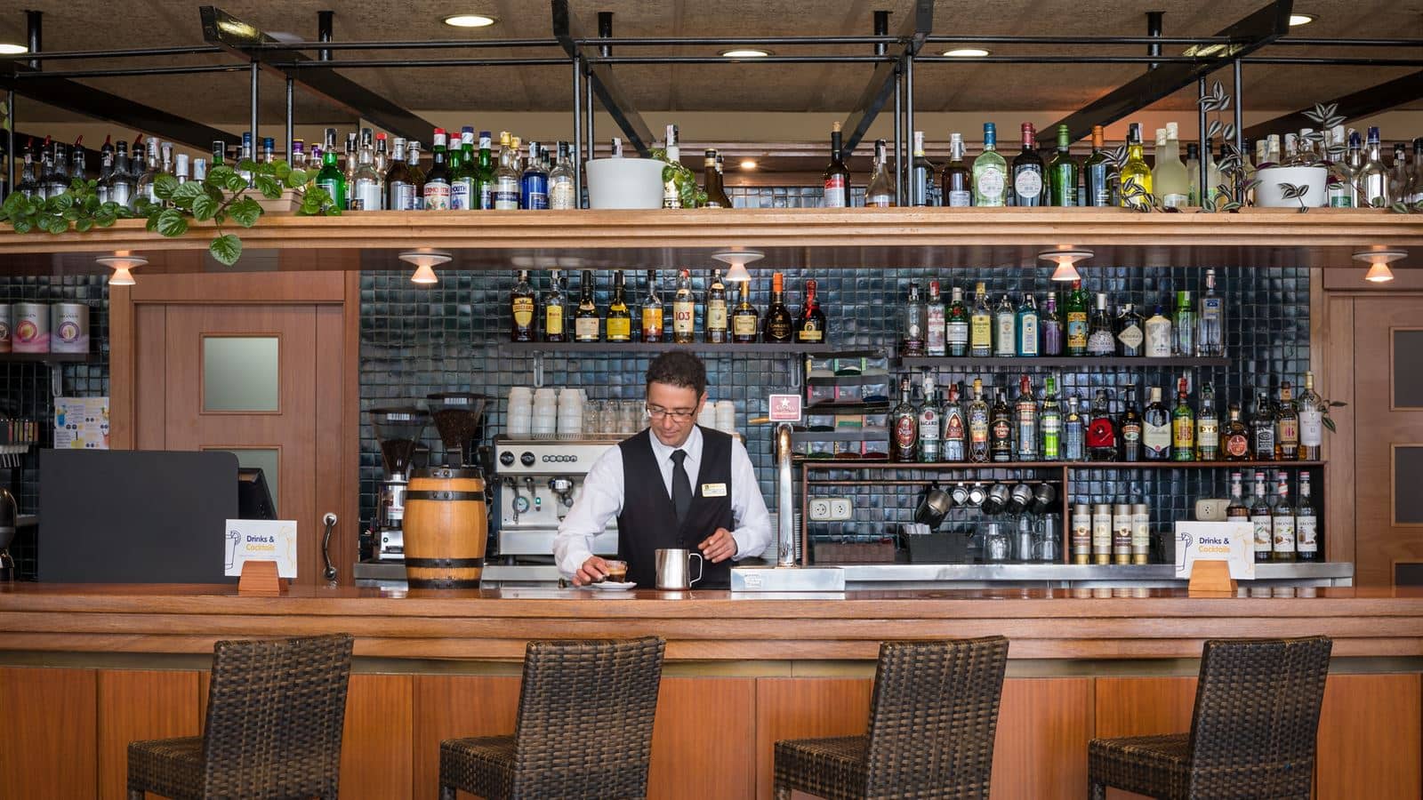 bars-lobby-bar