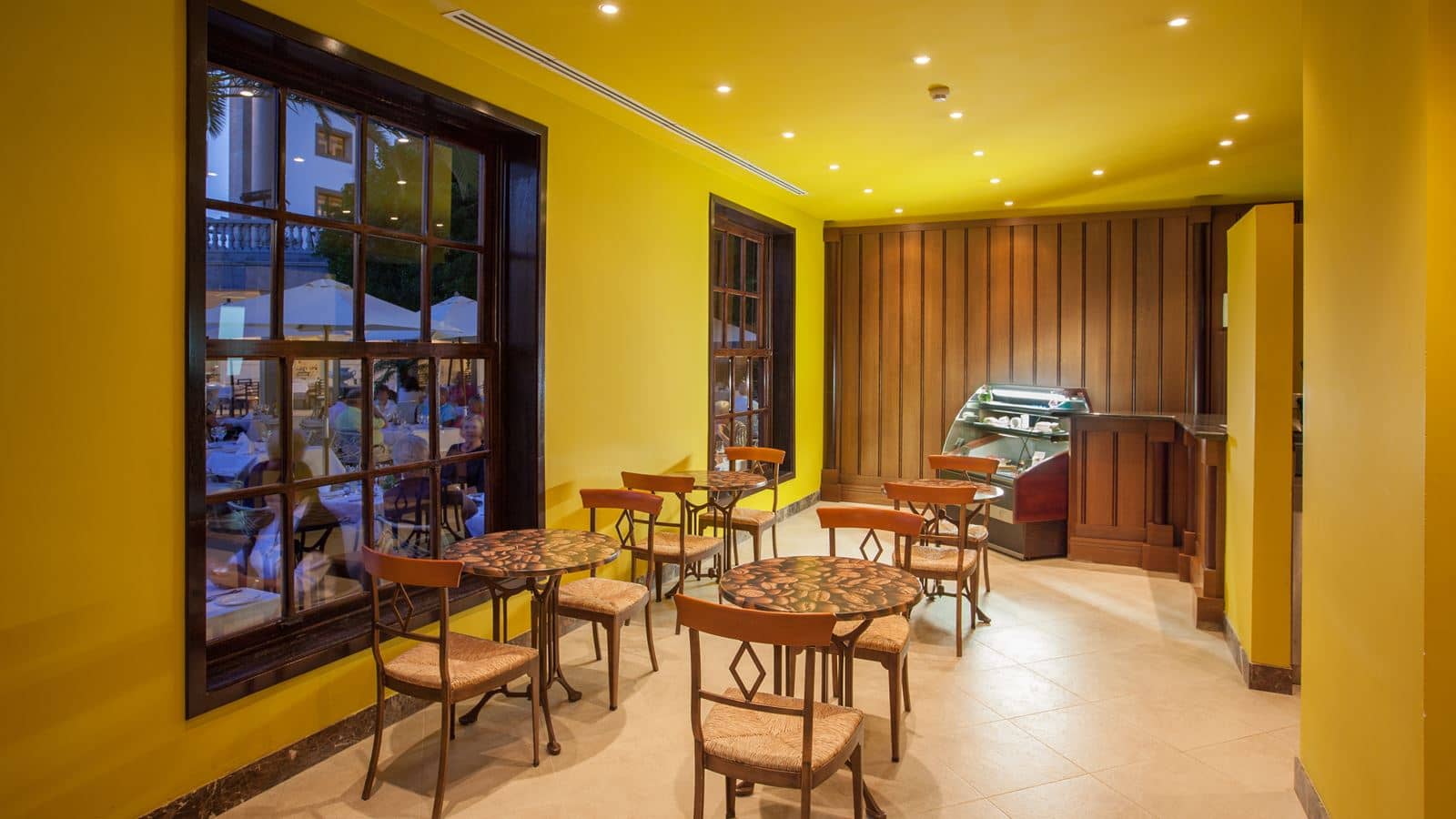 bars-el-patio