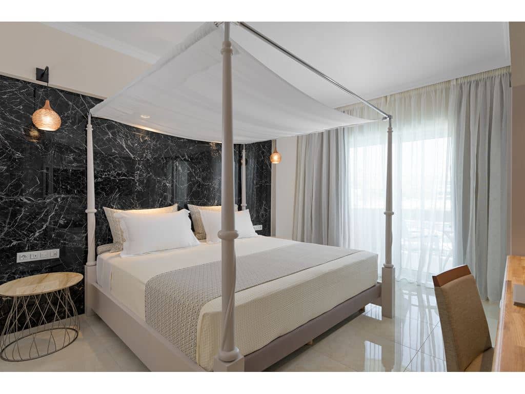 rooms-suite-sea-view