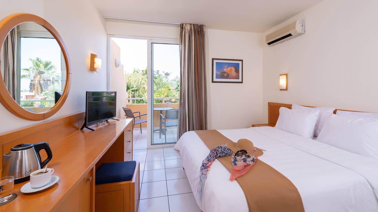 rooms-room-economy