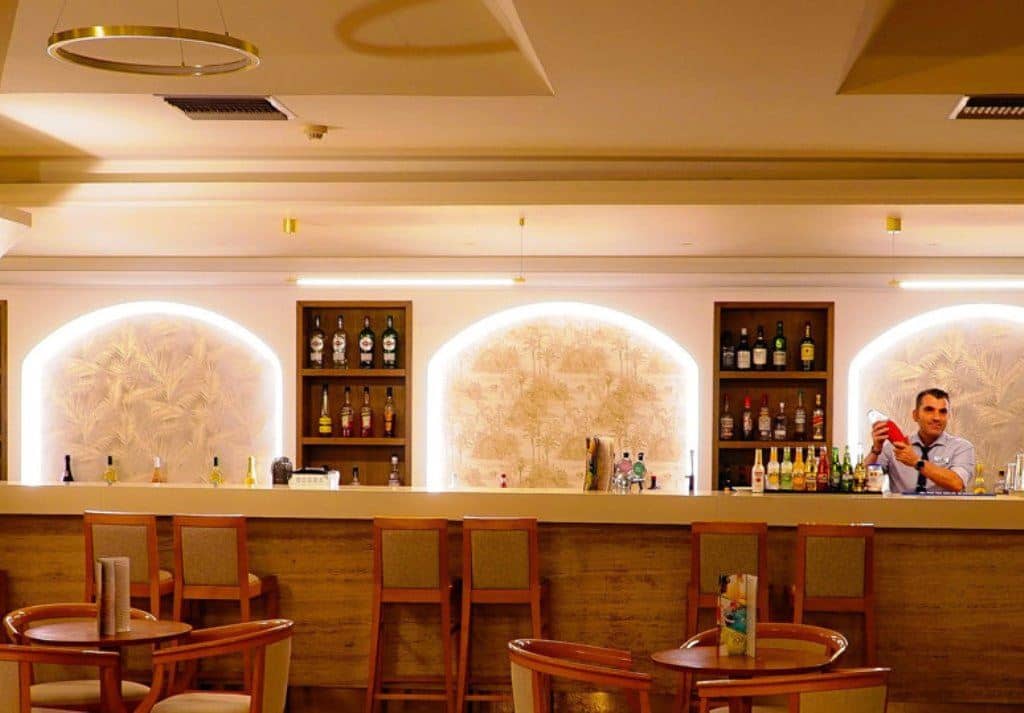 bars-lobby-bar