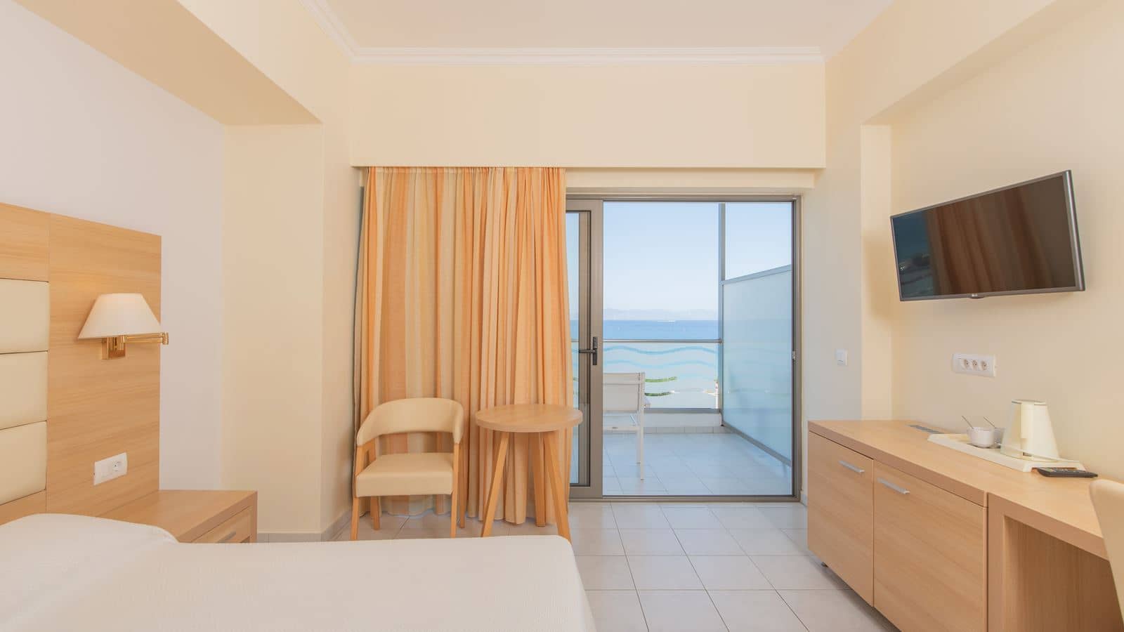 rooms-standard-sea-view