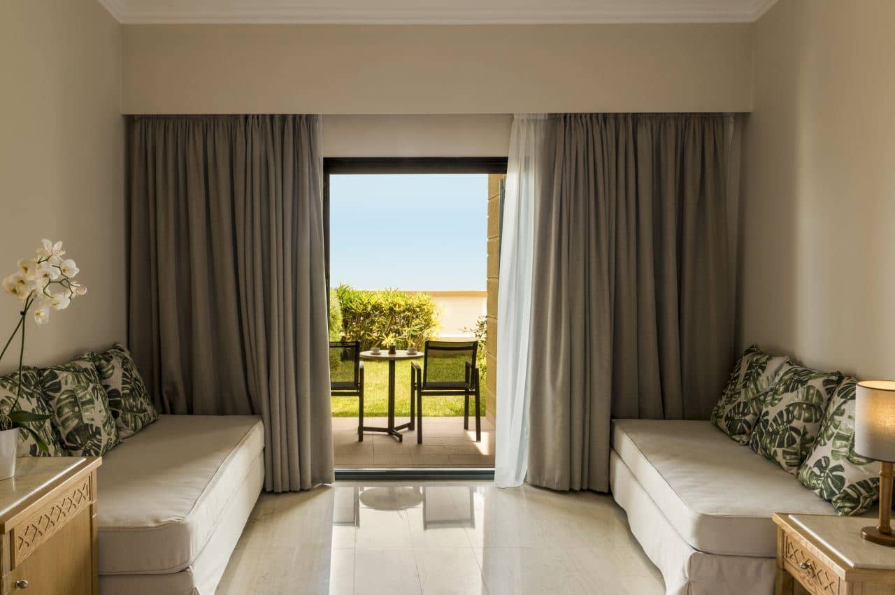 rooms-bungalow-garden-view