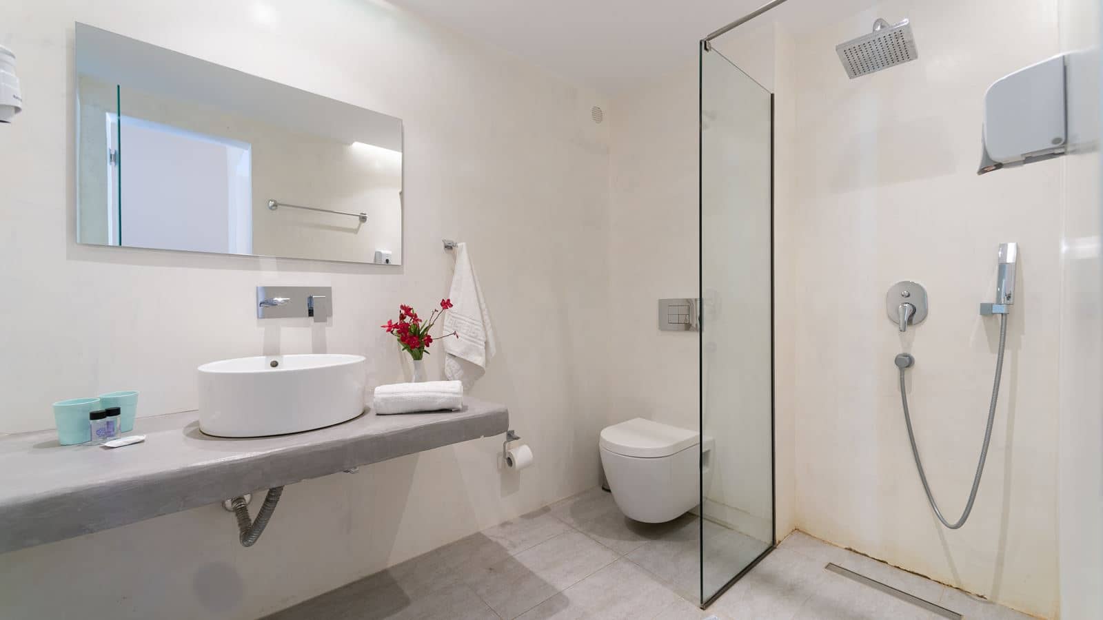 rooms-roon-superior-seaview