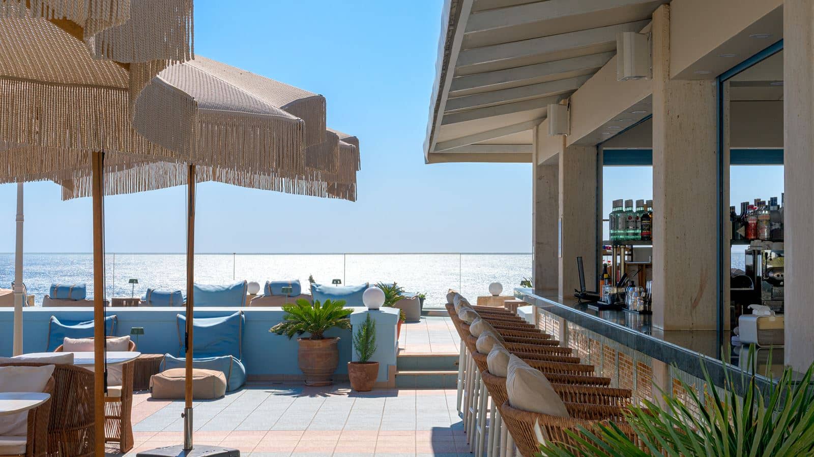bars-h2o-pool-bar