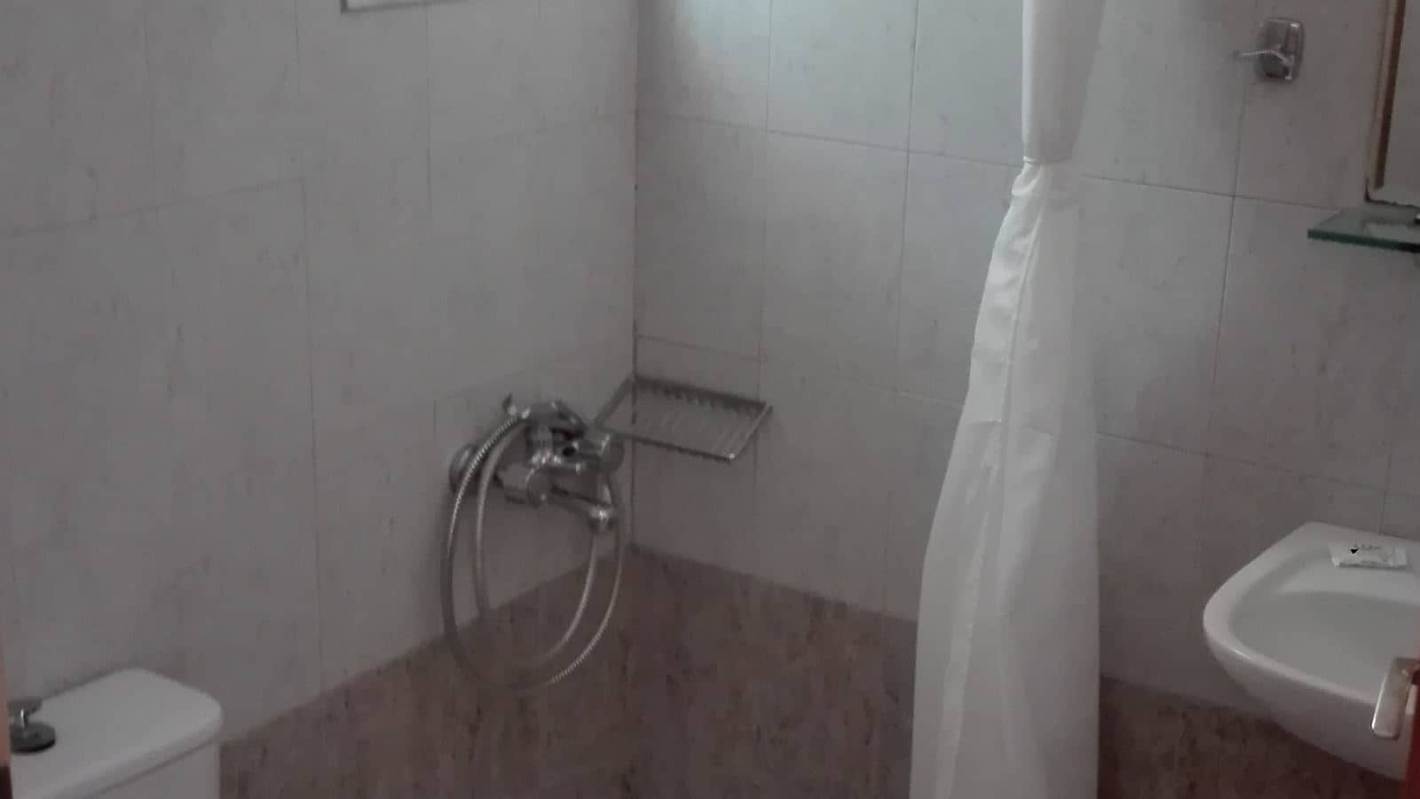 rooms-triple-room
