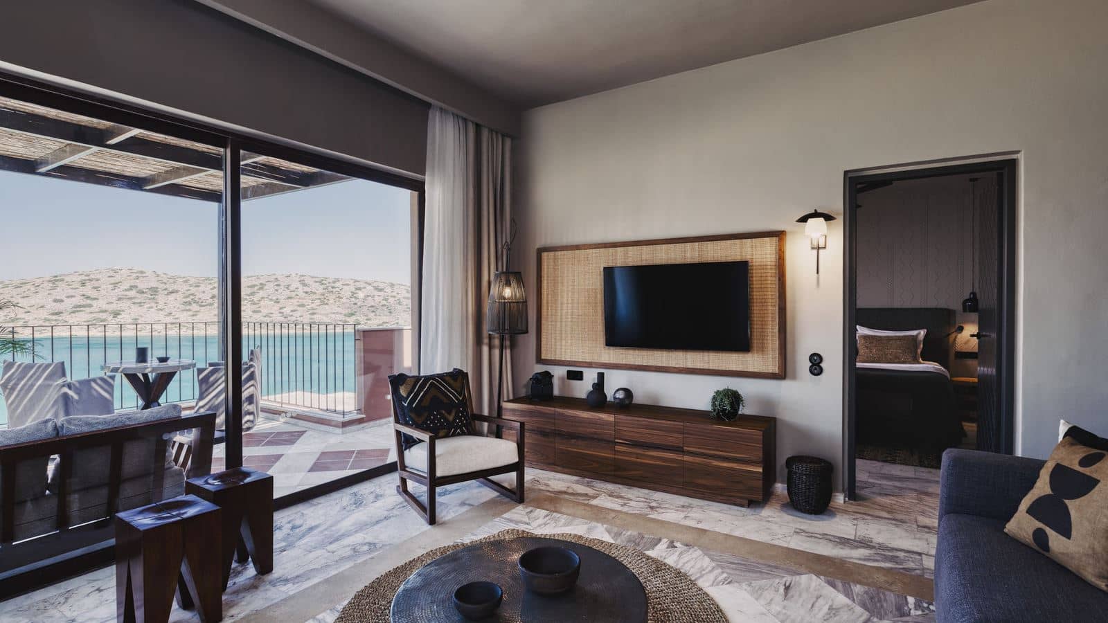 rooms-family-suite-sv-with-private-pool