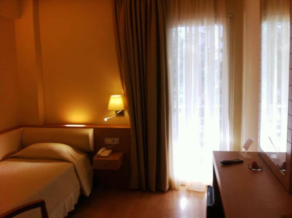 rooms-double-for-single-use