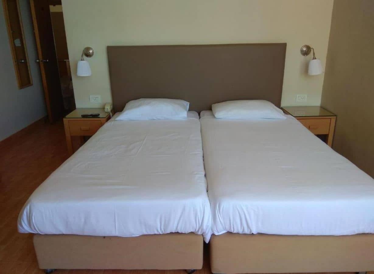 rooms-standard-room
