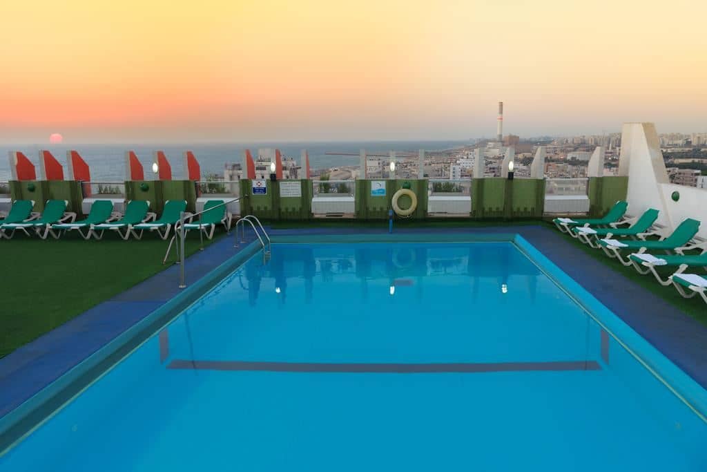 pools-outdoor-pool