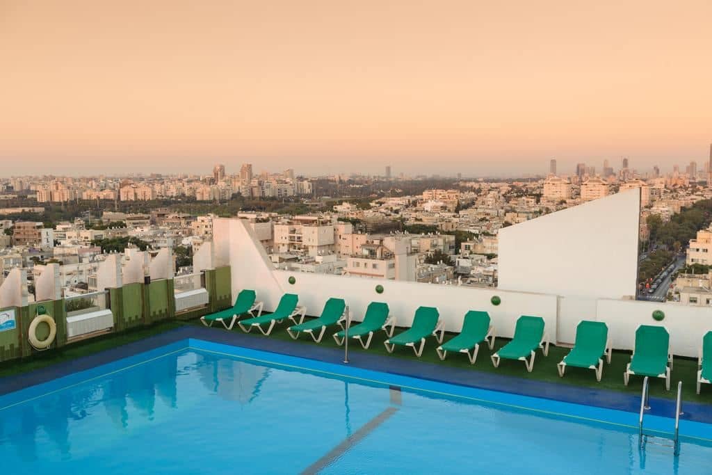 pools-outdoor-pool