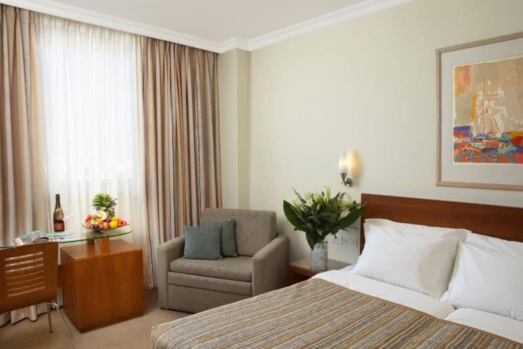 rooms-room-standard