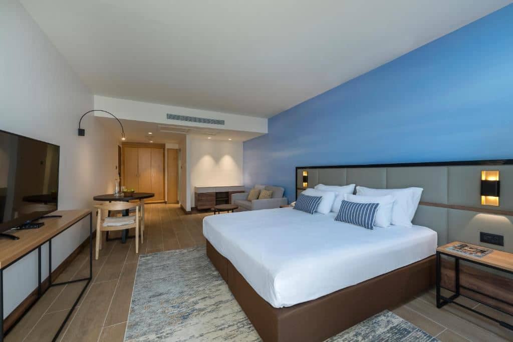rooms-studio-room