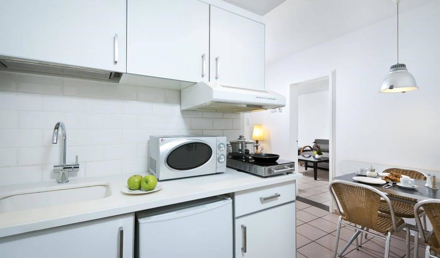 rooms-mini-apartment-for-5-pax