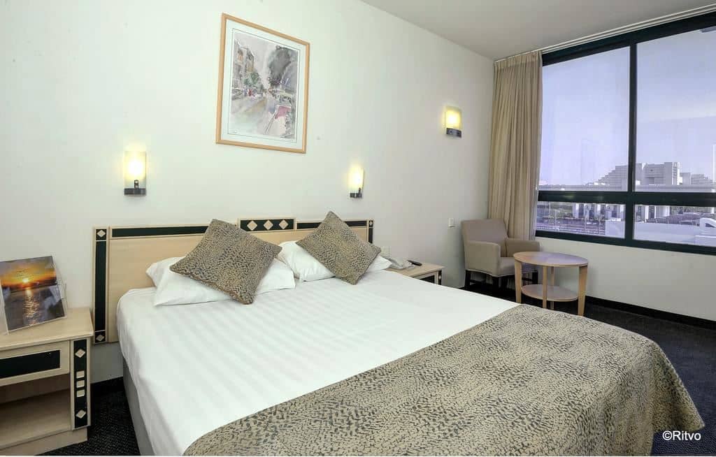 rooms-room-standard