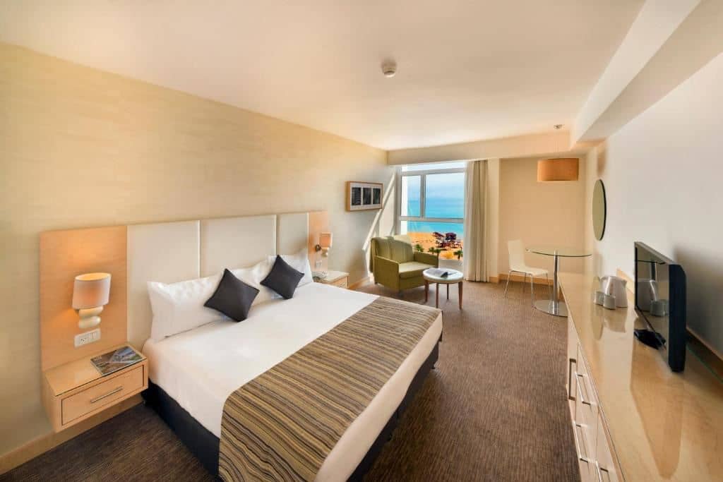 rooms-studio-room