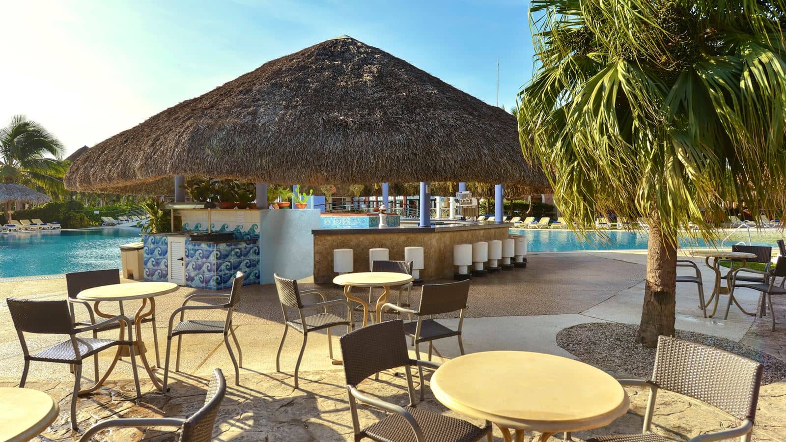 bars-la-perla