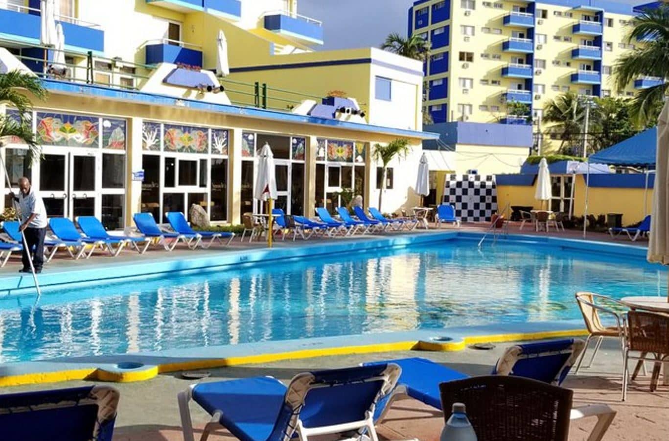 pools-outdoor-pool