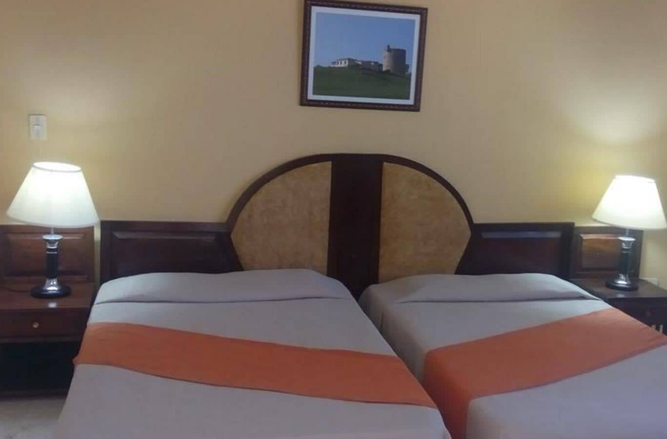 rooms-standard-room