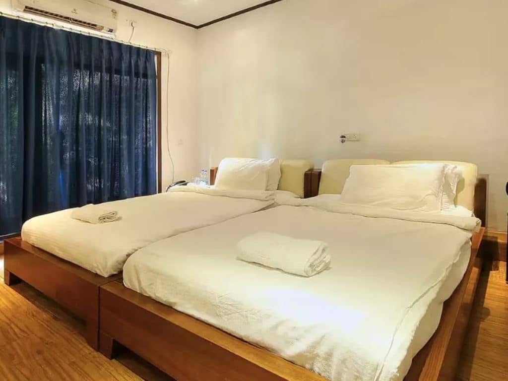 rooms-standard-room