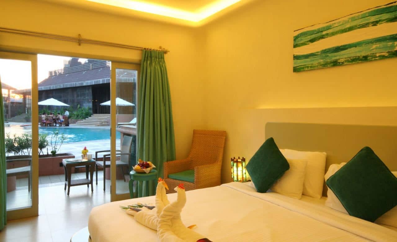 rooms-deluxe-room