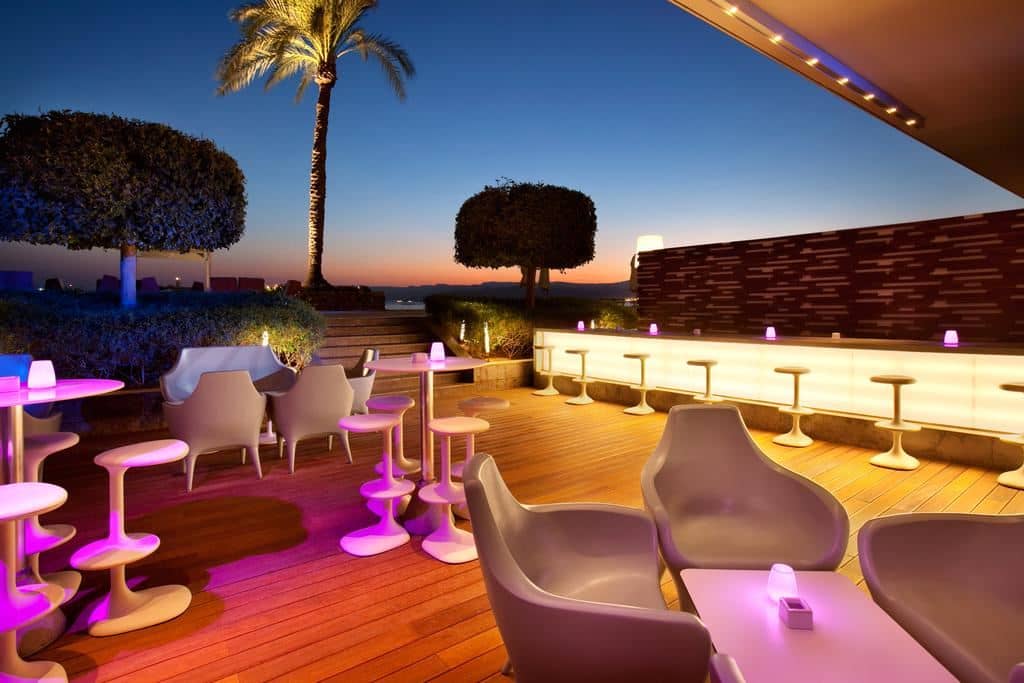 bars-aqua-lounge