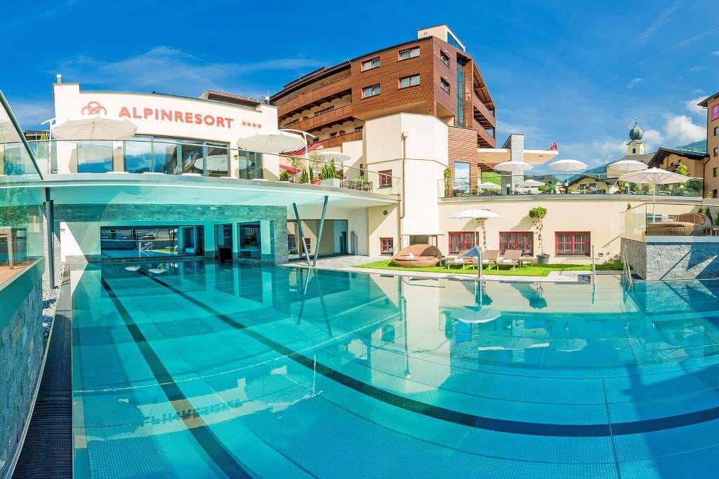 pools-outdoor-pool