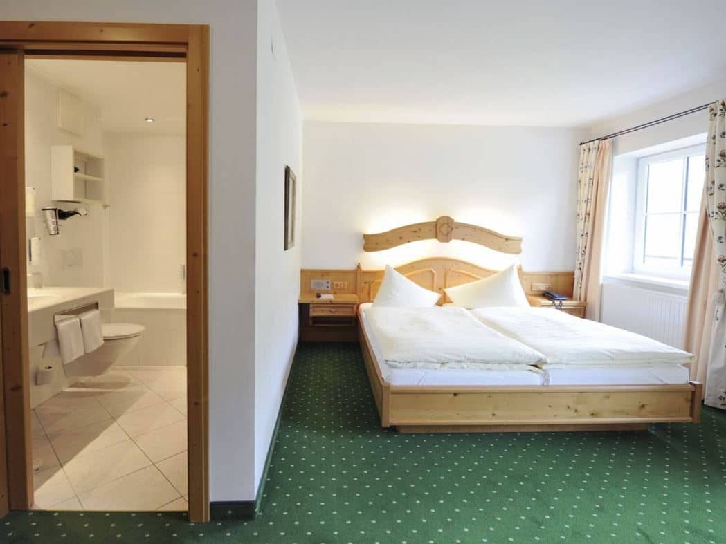 rooms-single-room