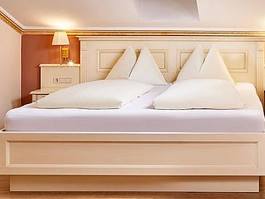 rooms-double-room-komfort-berg