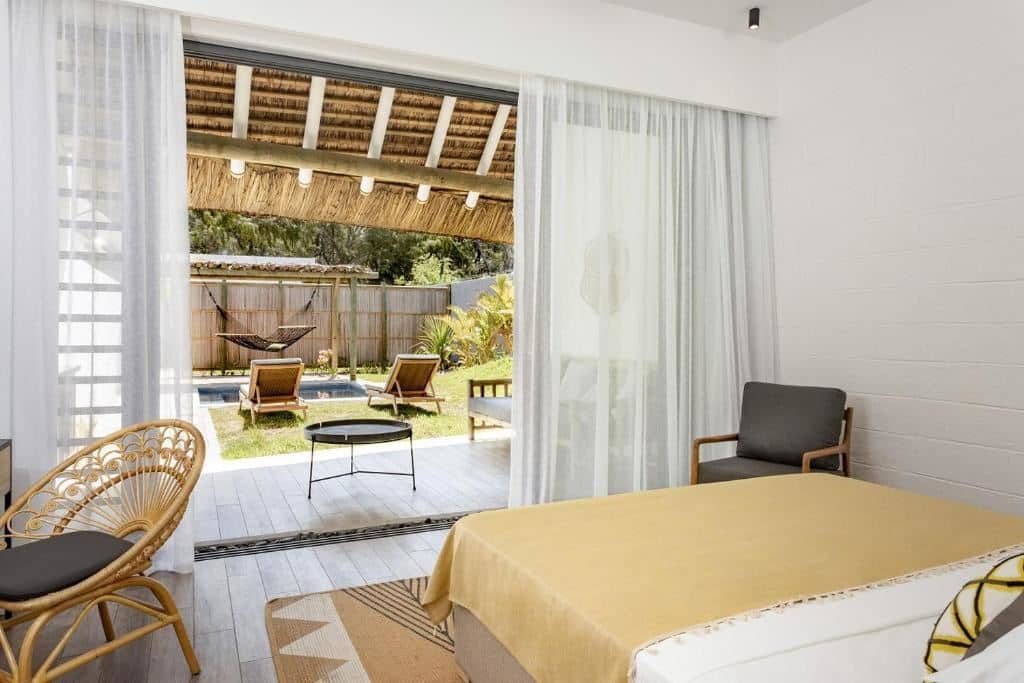 rooms-villas
