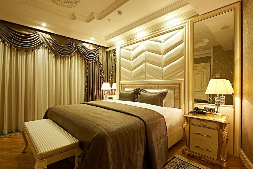 rooms-royal-suite