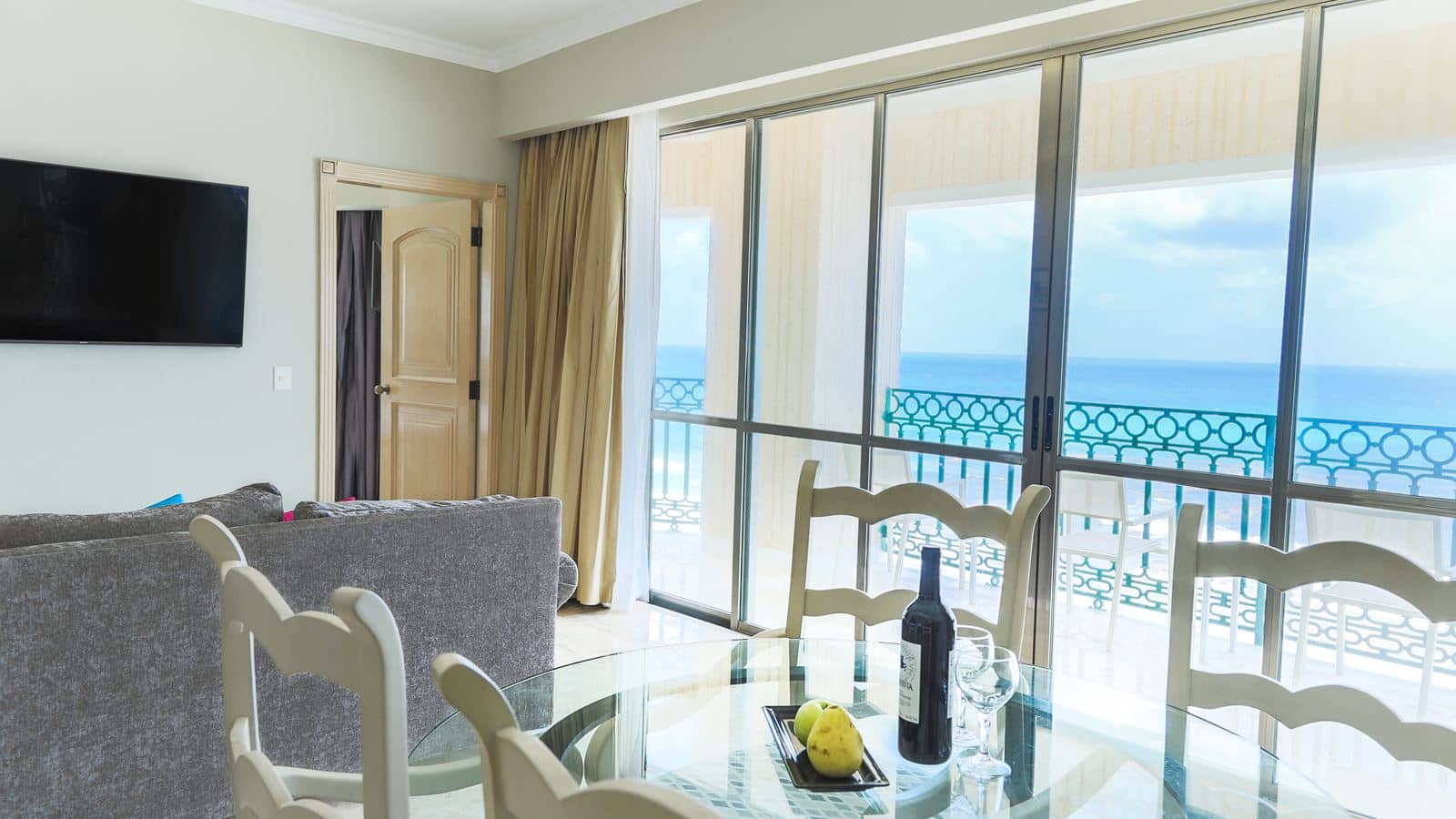 rooms-suite-deluxe