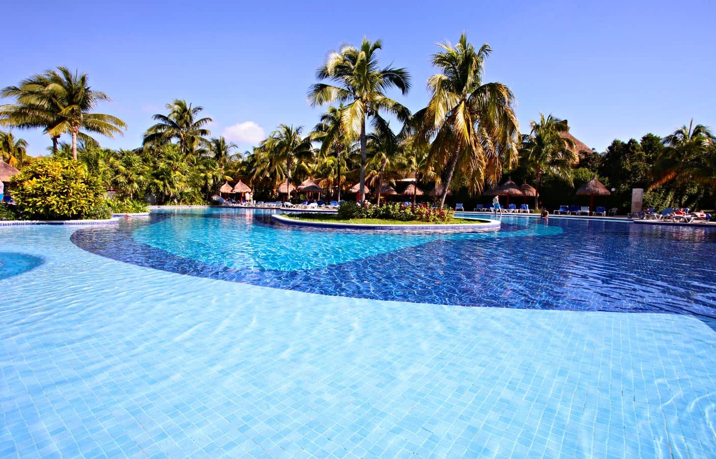 pools-outdoor-pool