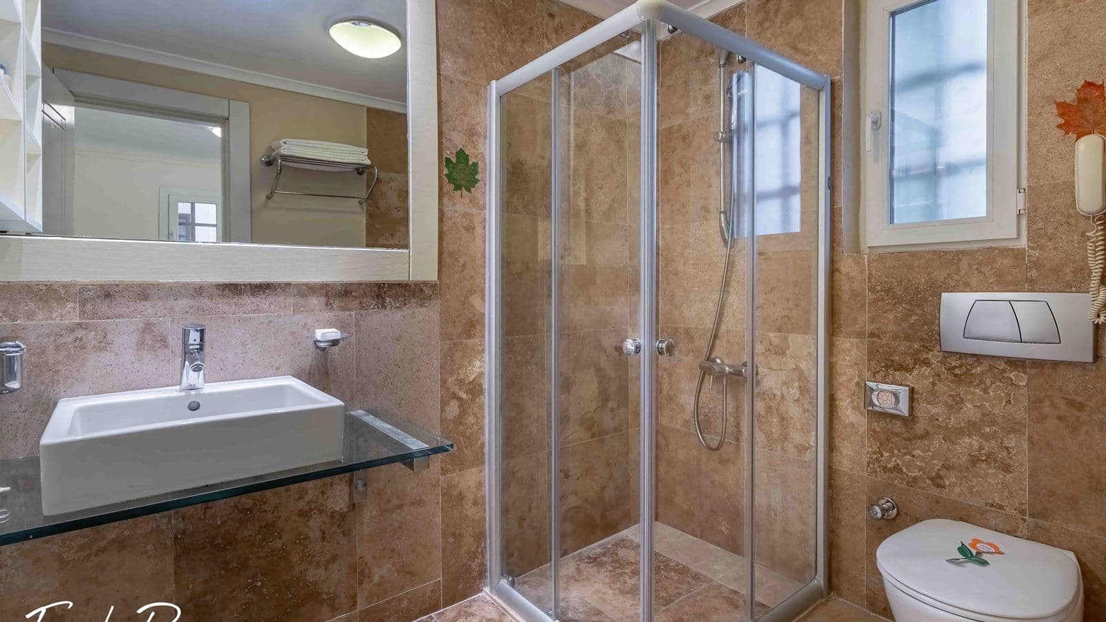 rooms-family-room