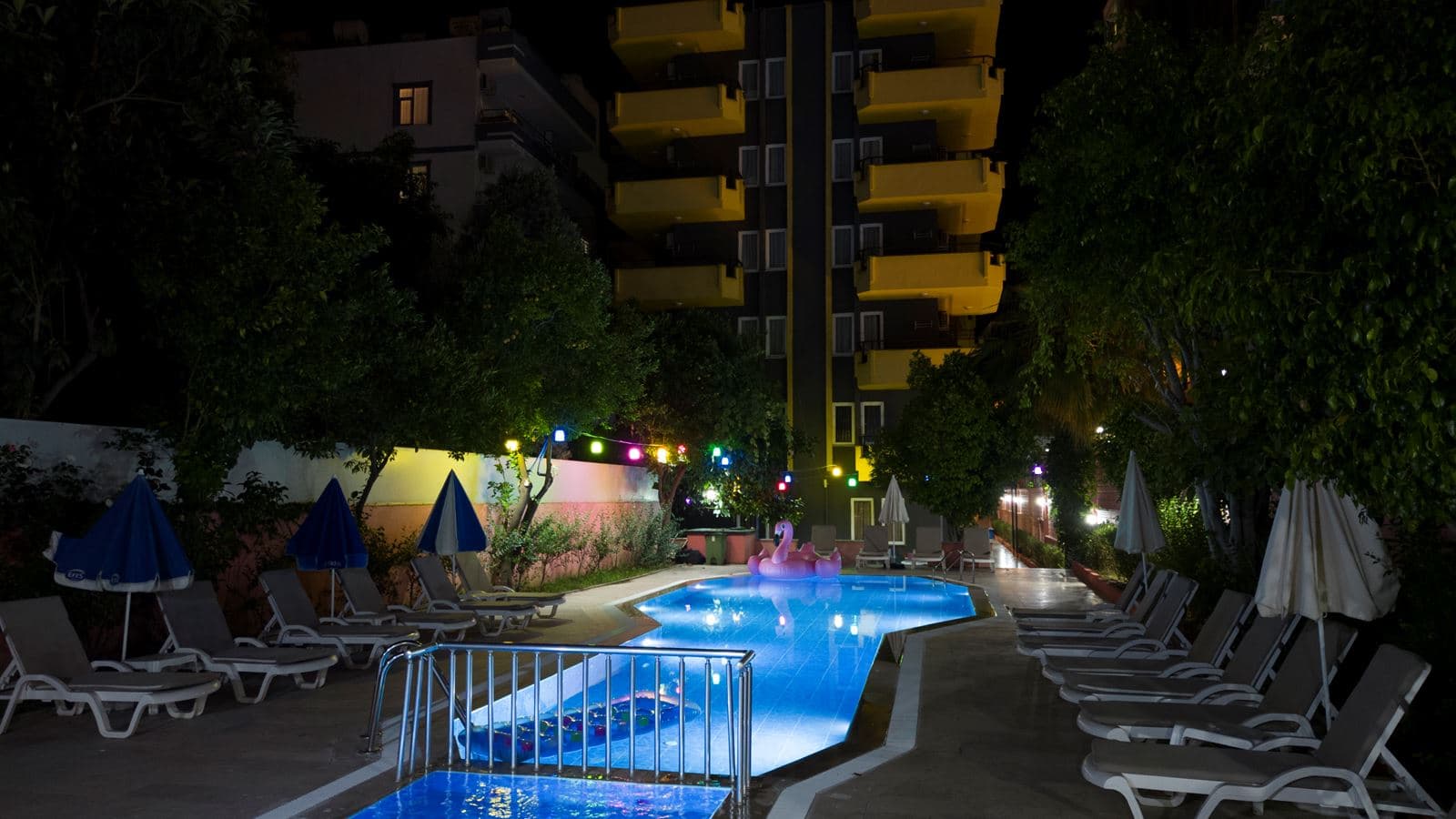 pools-outdoor-pool