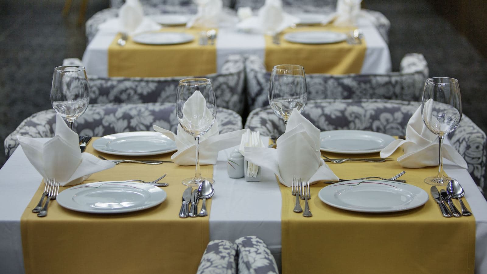 restaurants-