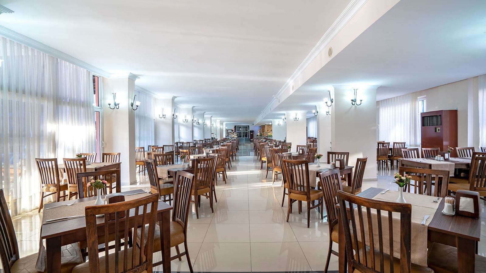 restaurants-main-restaurant