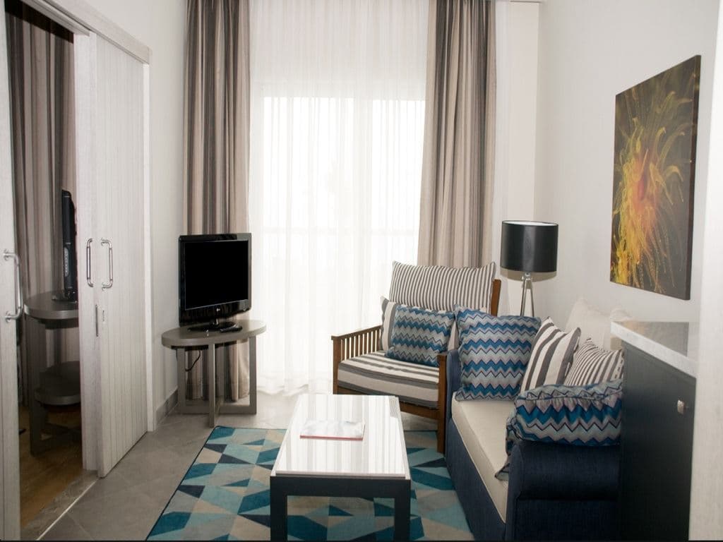 rooms-deluxe-suite
