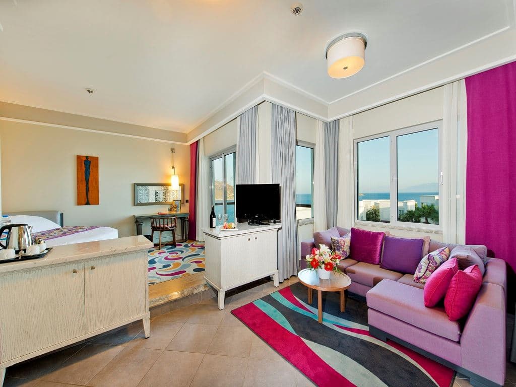 rooms-romance-suite