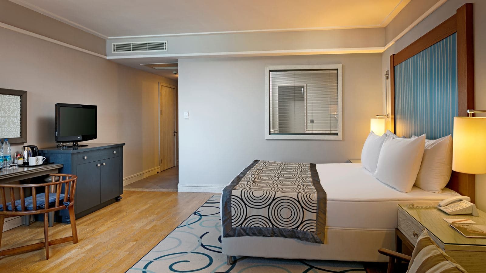 rooms-garden-view