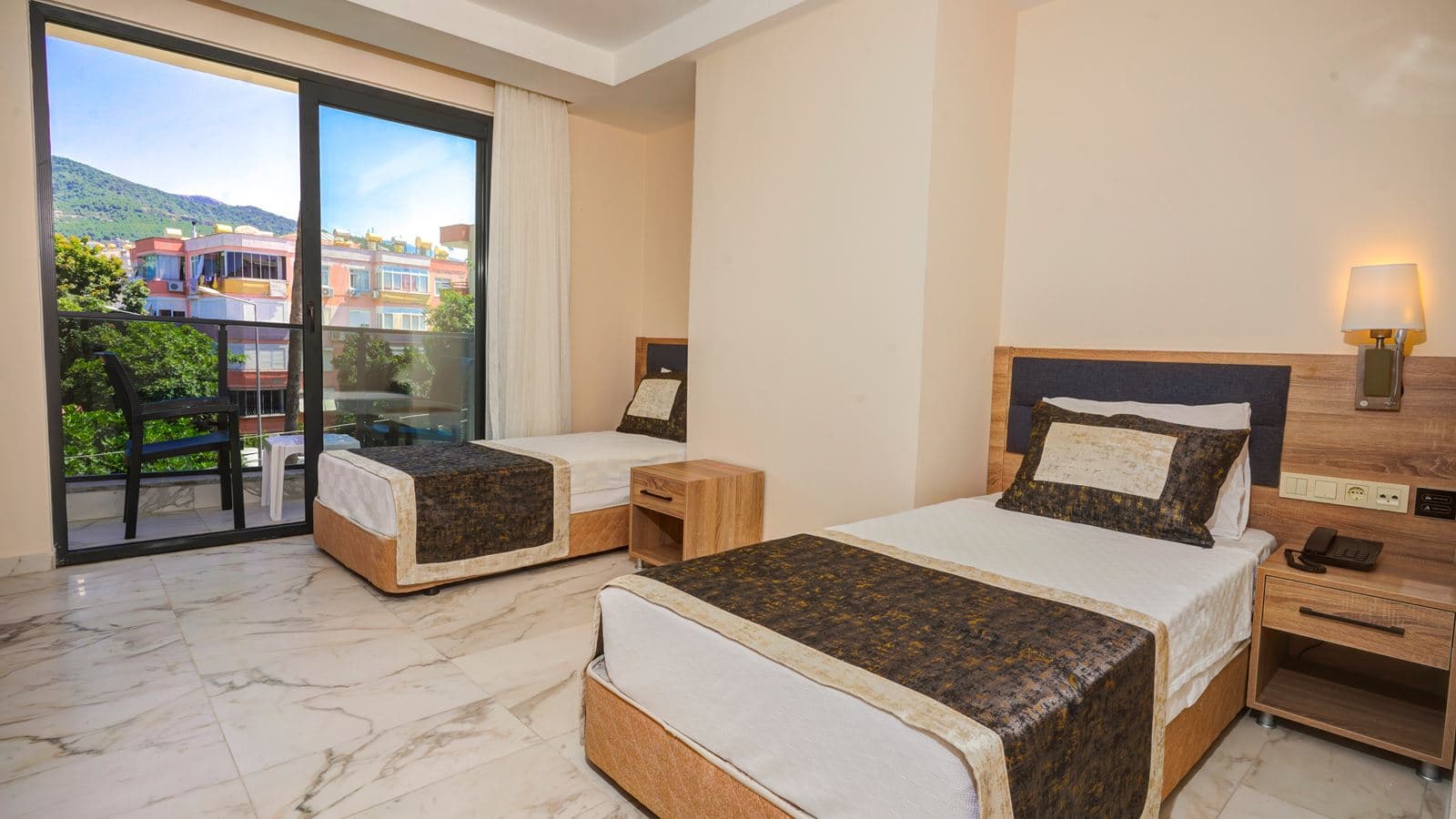 rooms-standard-room